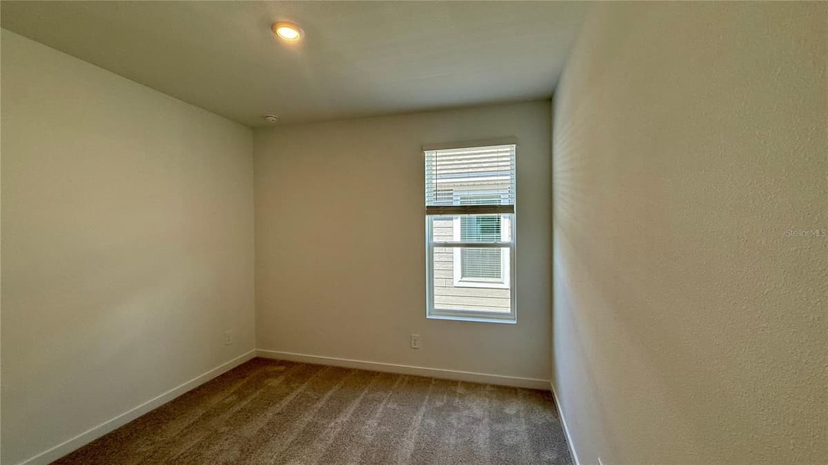 5515 GUAVA COURT — photo 7 of 13
