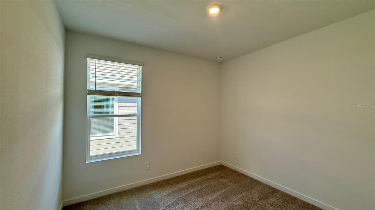5515 GUAVA COURT — photo 6 of 13