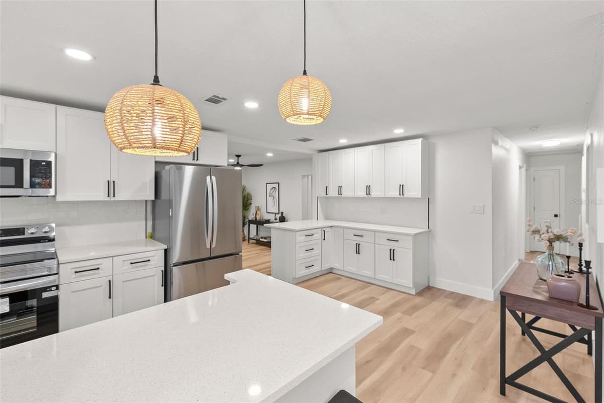 2312 22ND AVENUE — photo 4 of 51