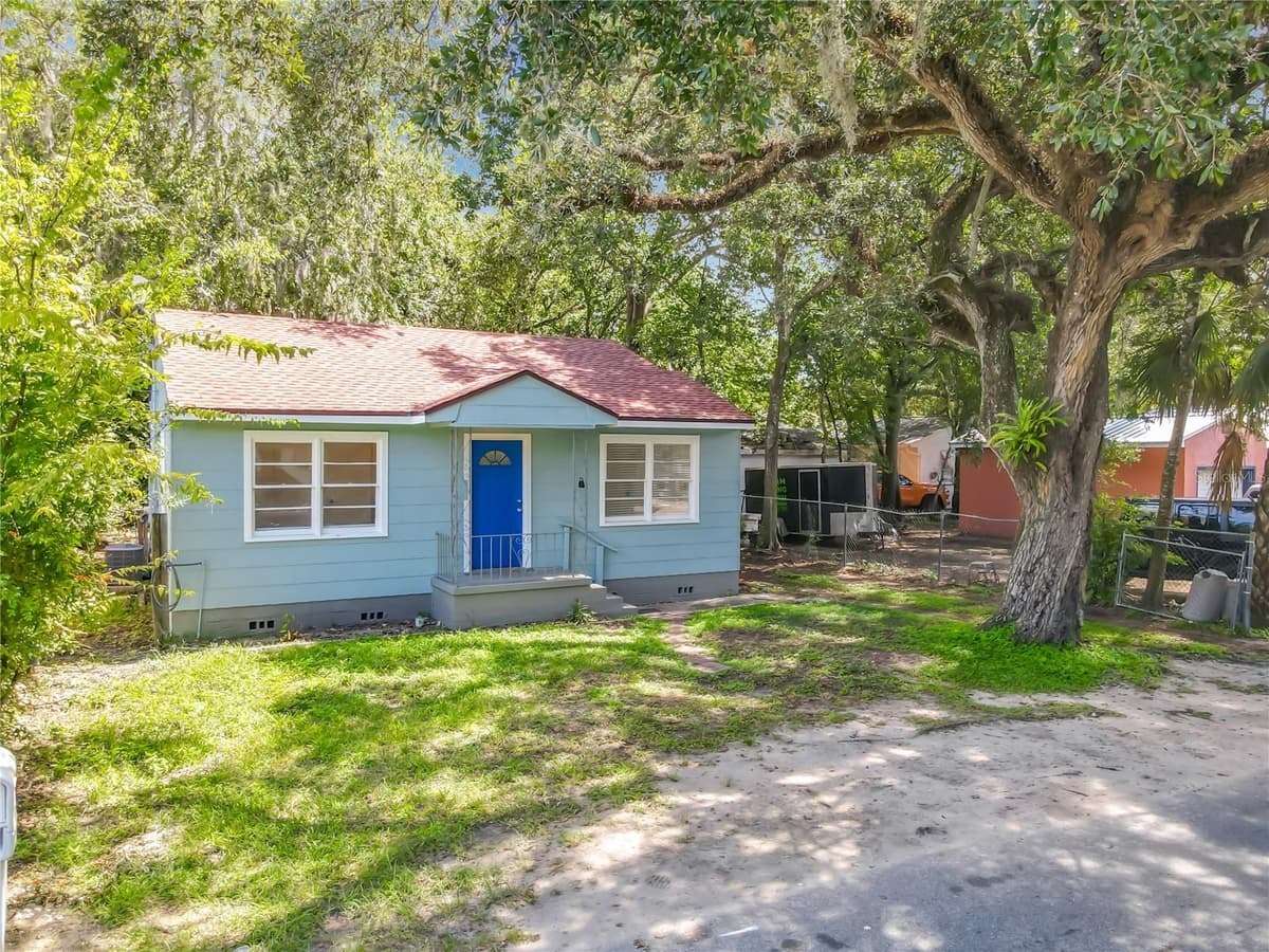 709 EDWARDS STREET — photo 31 of 42