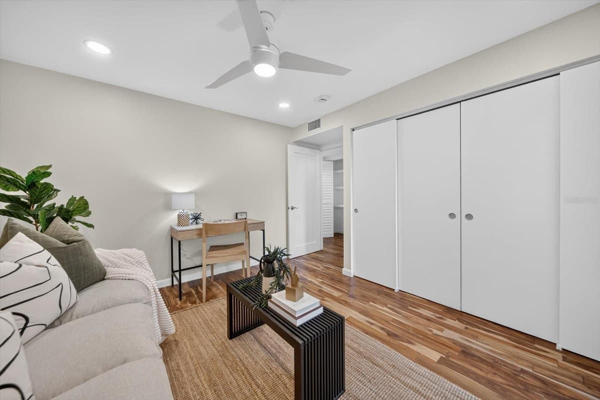 105 4TH AVENUE — photo 37 of 53