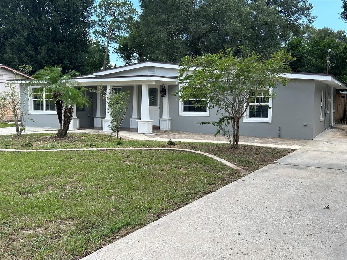 104 GARDENIA DRIVE — photo 11 of 37