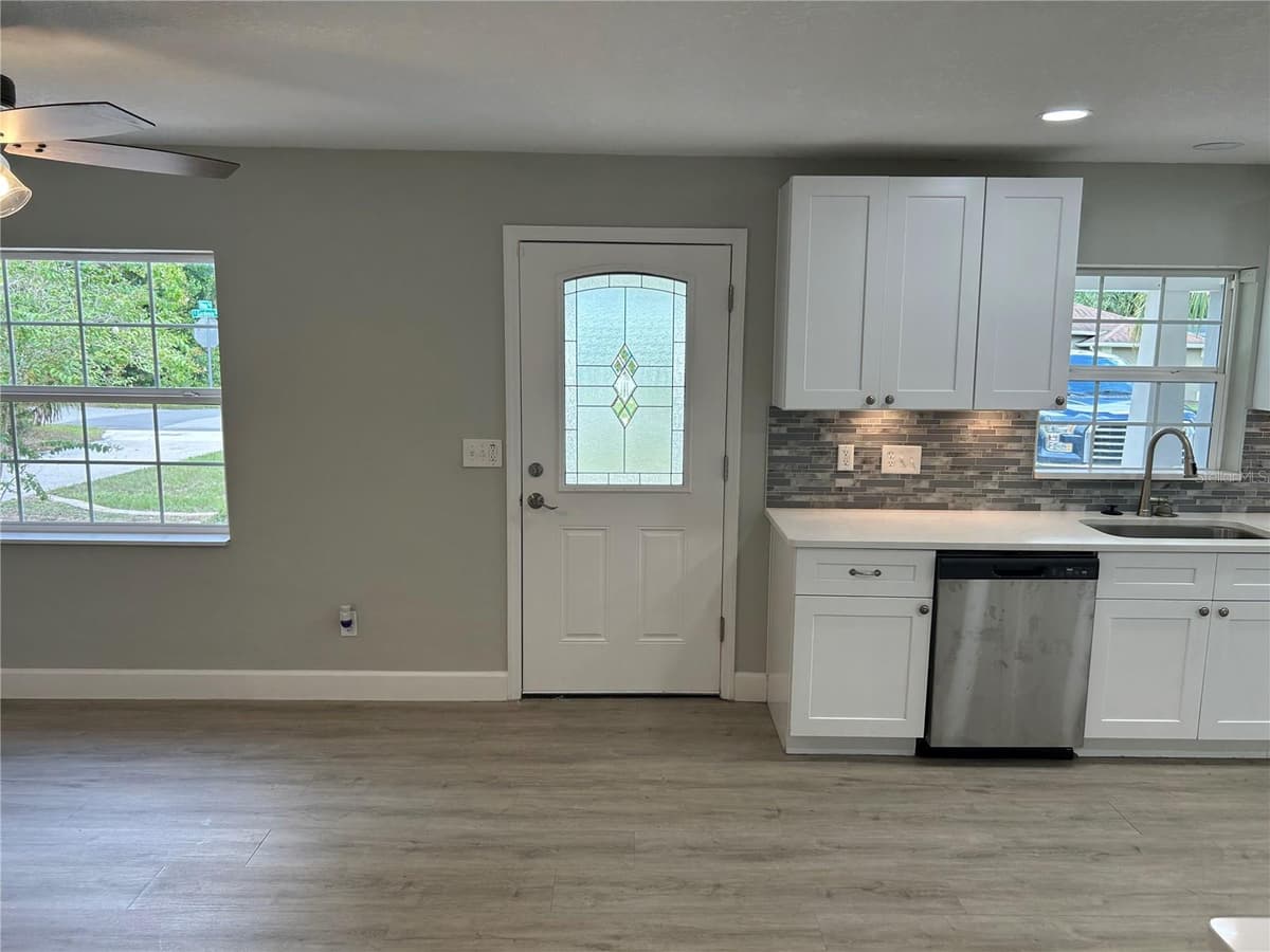 104 GARDENIA DRIVE — photo 33 of 37