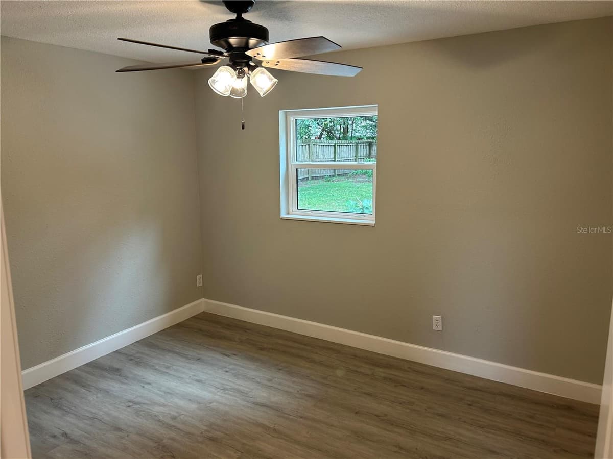 104 GARDENIA DRIVE — photo 31 of 37