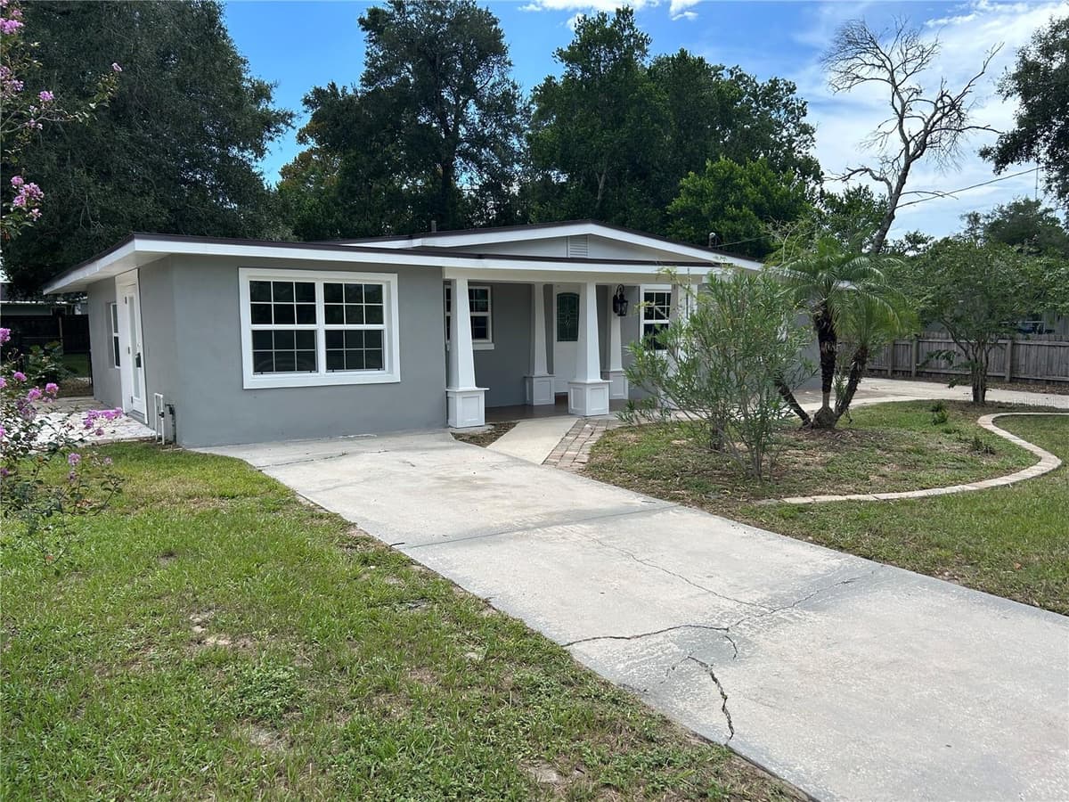 104 GARDENIA DRIVE — photo 6 of 37