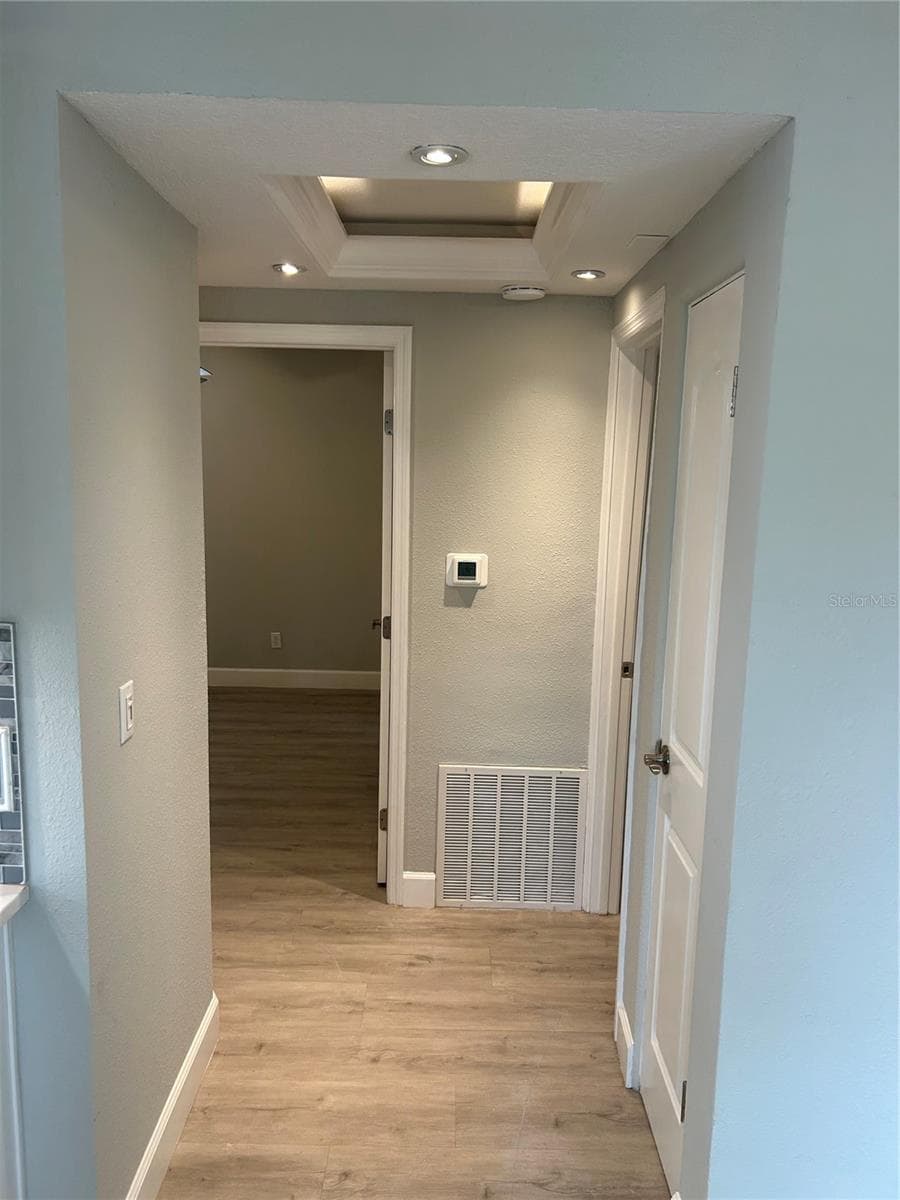 104 GARDENIA DRIVE — photo 29 of 37