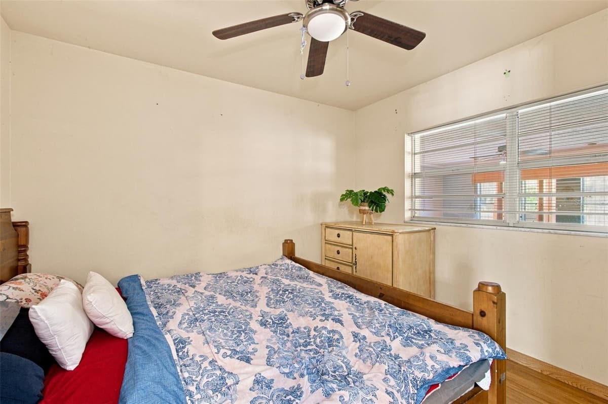3412 E FERN ST — photo 35 of 44