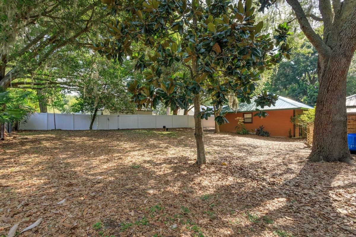 10350 LAKE LOUISA ROAD — photo 26 of 31