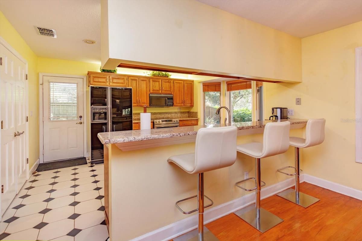 10350 LAKE LOUISA ROAD — photo 11 of 31