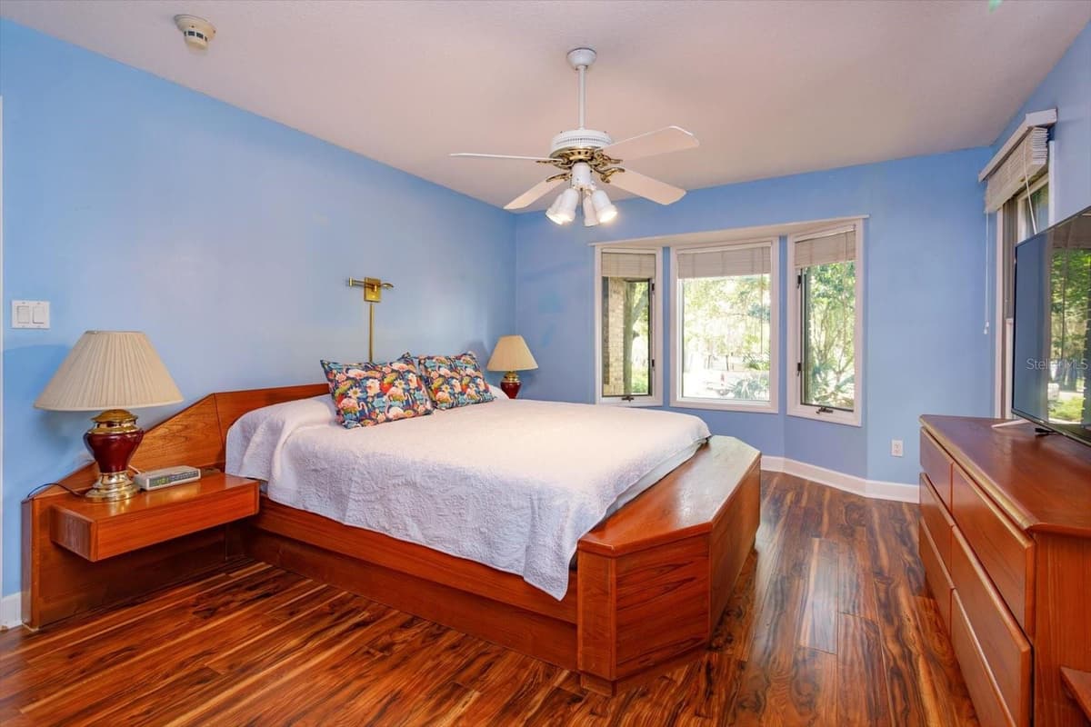 10350 LAKE LOUISA ROAD — photo 13 of 31