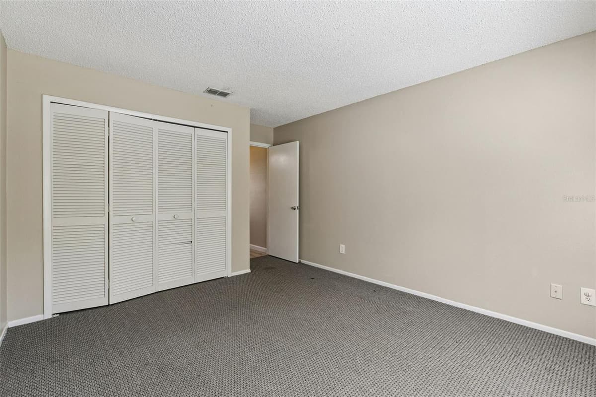 1052 BRIELLE AVENUE — photo 22 of 44
