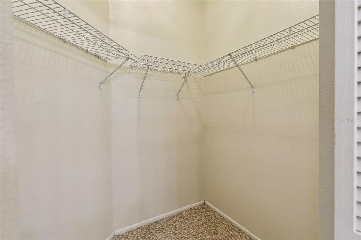 1052 BRIELLE AVENUE — photo 27 of 44