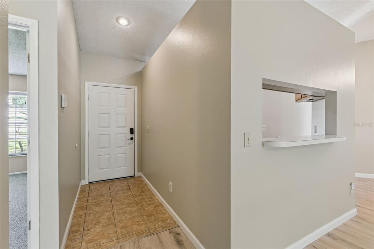 1052 BRIELLE AVENUE — photo 5 of 44