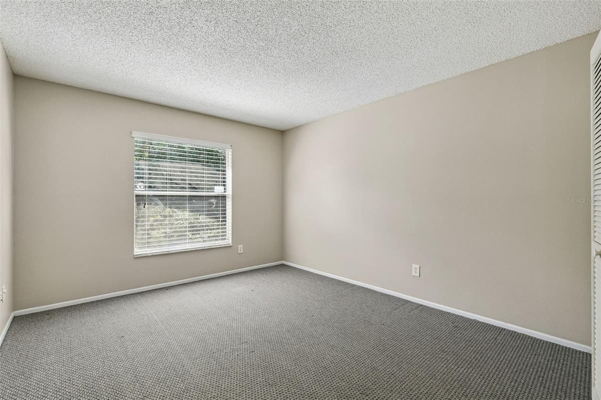 1052 BRIELLE AVENUE — photo 21 of 44