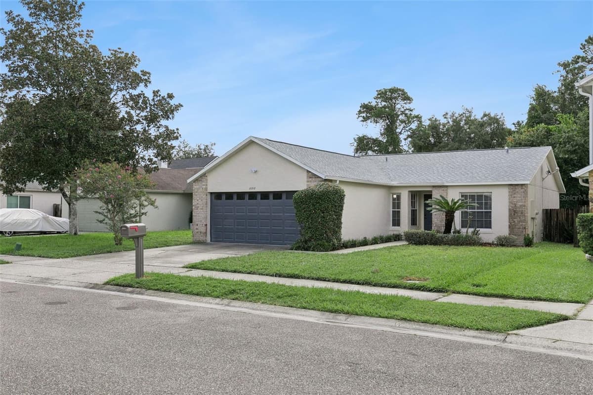 1052 BRIELLE AVENUE — photo 3 of 44