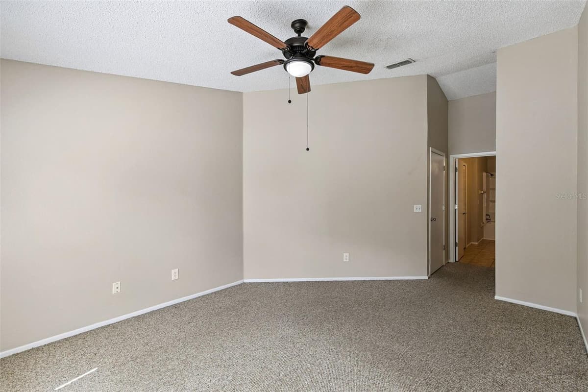1052 BRIELLE AVENUE — photo 18 of 44