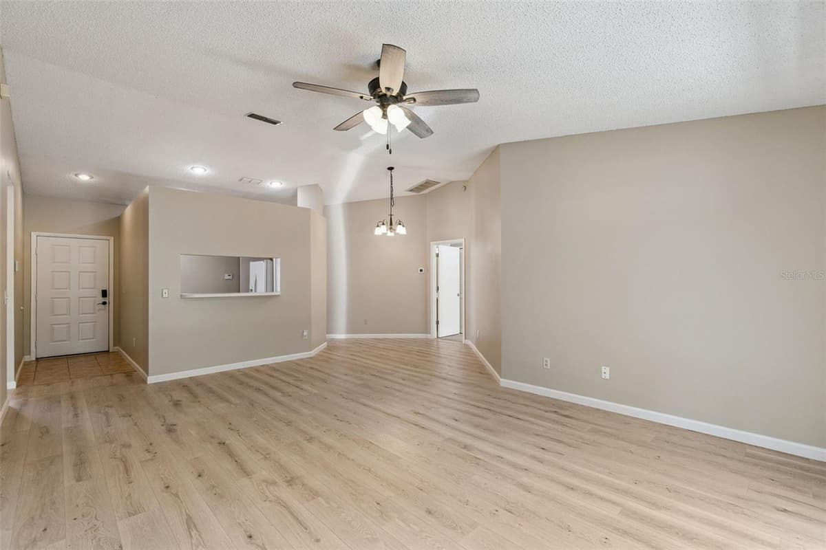 1052 BRIELLE AVENUE — photo 9 of 44