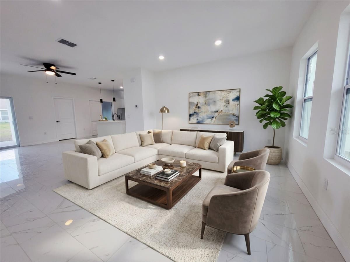 1098 HAMMACHER AVENUE — photo 5 of 19