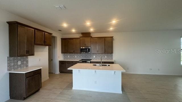 416 OAK FLAT ALLEY — photo 4 of 14