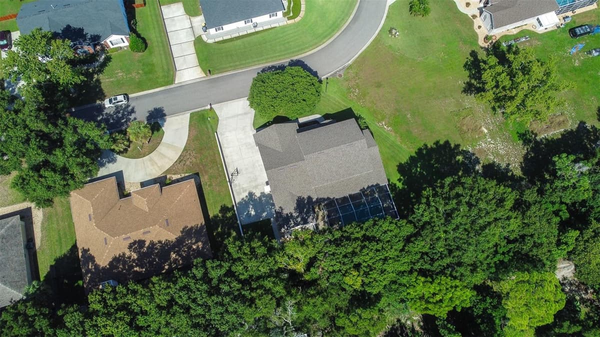 1016 LAKE MARIAM DRIVE — photo 88 of 92