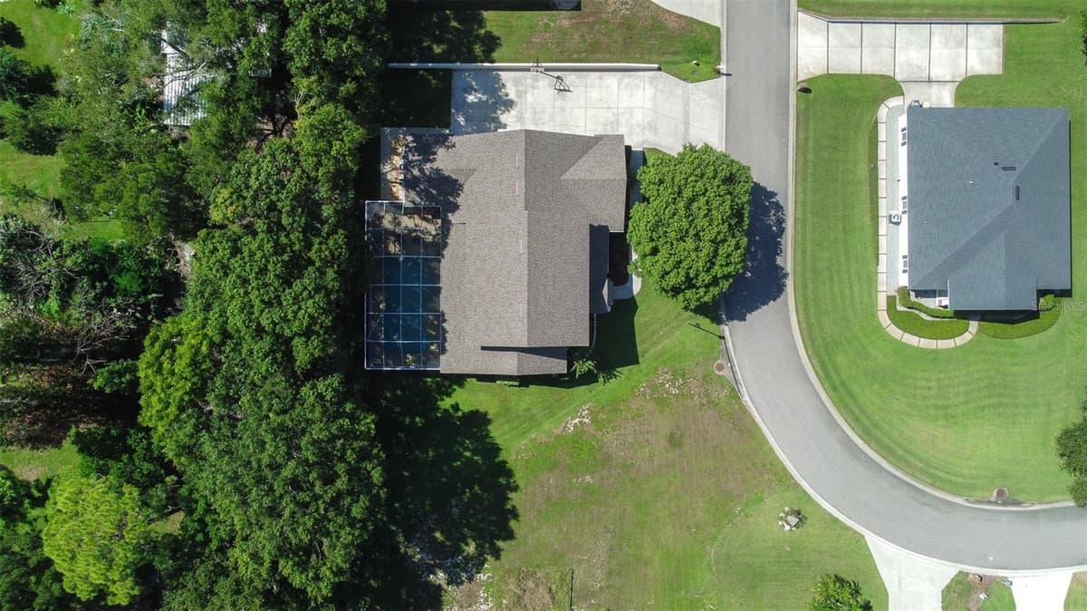 1016 LAKE MARIAM DRIVE — photo 87 of 92
