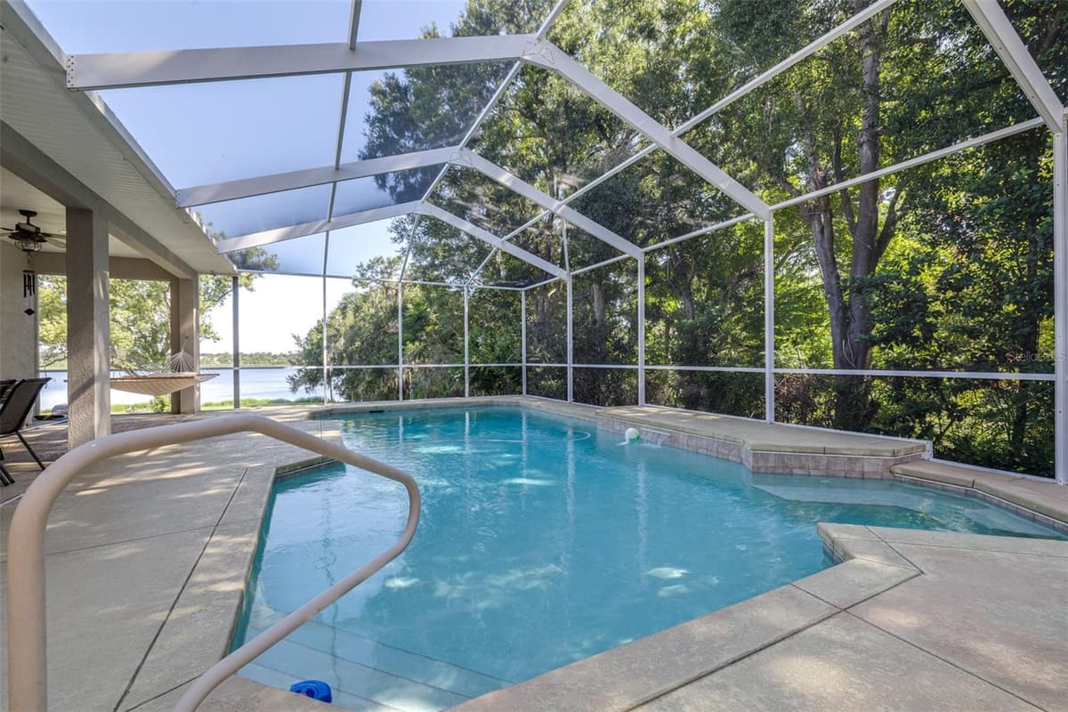 1016 LAKE MARIAM DRIVE — photo 5 of 92