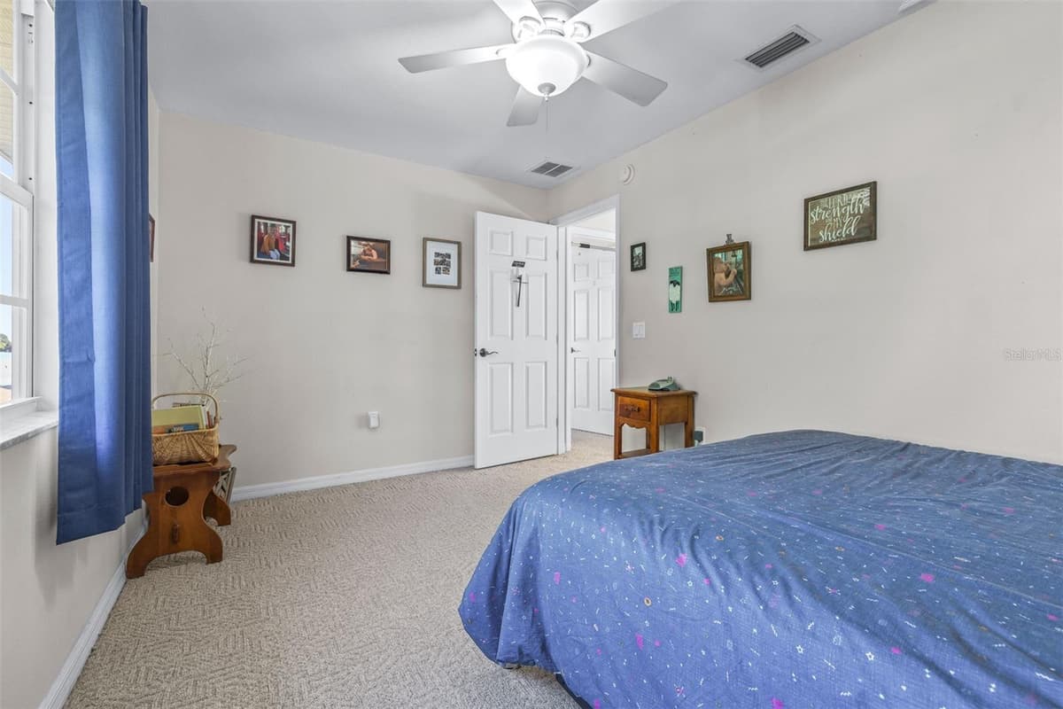 1016 LAKE MARIAM DRIVE — photo 68 of 92
