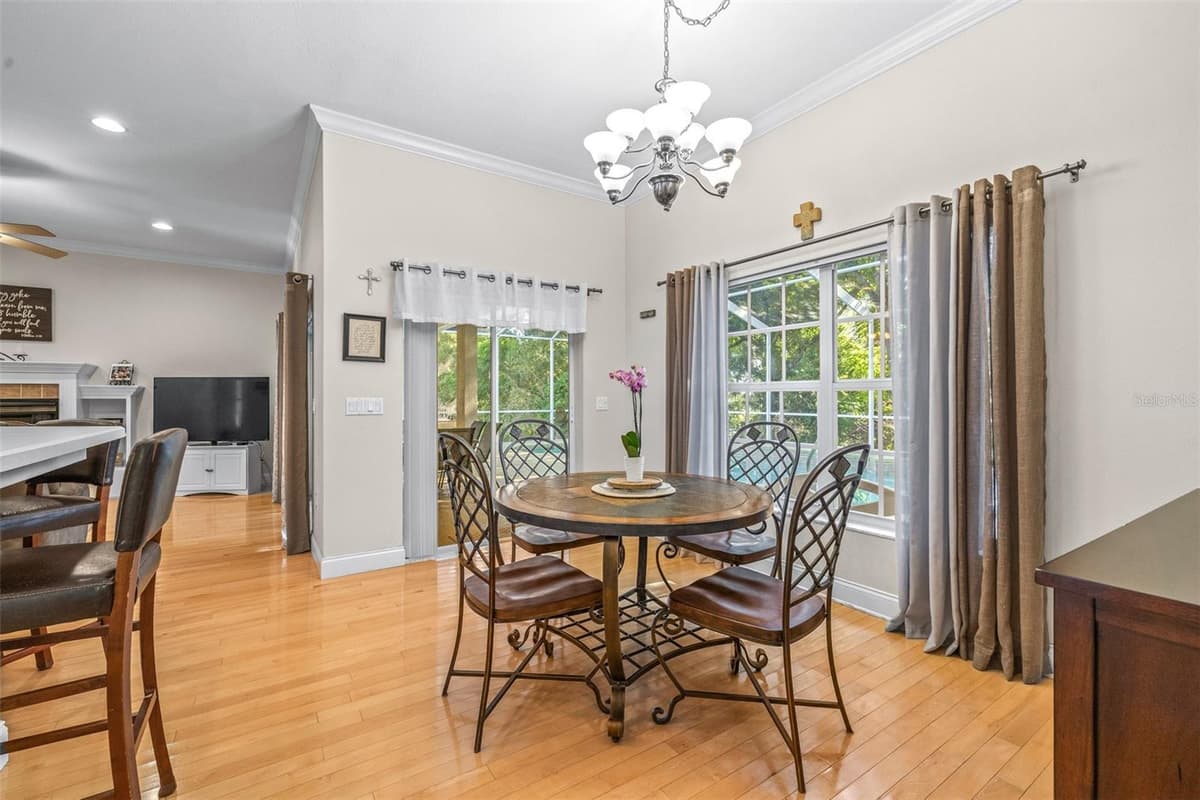 1016 LAKE MARIAM DRIVE — photo 35 of 92