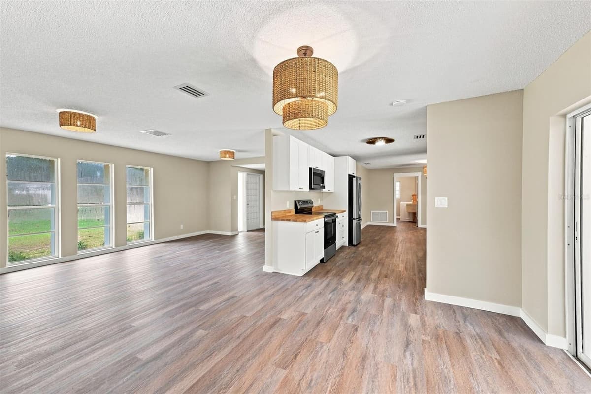 6622 GLENCOE DRIVE — photo 10 of 34