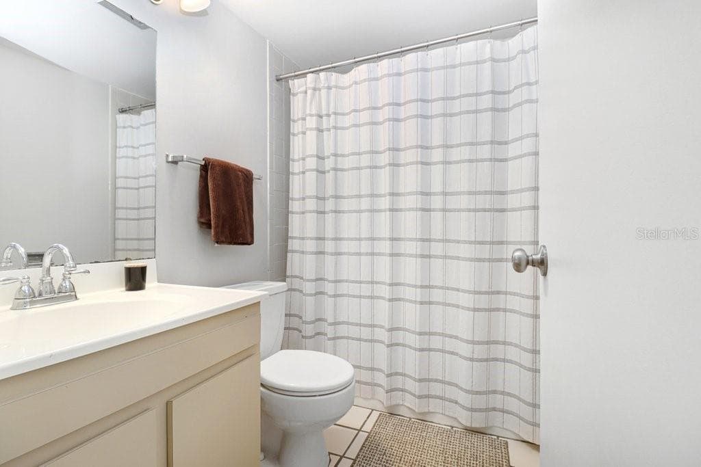 3712 CARROLLBROOK ROAD — photo 15 of 50