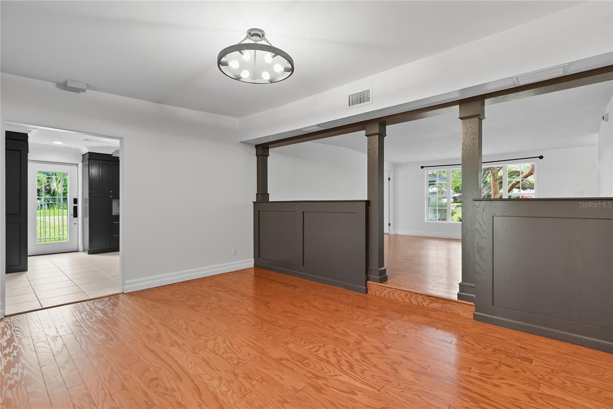 2227 HOWARD DRIVE — photo 16 of 51