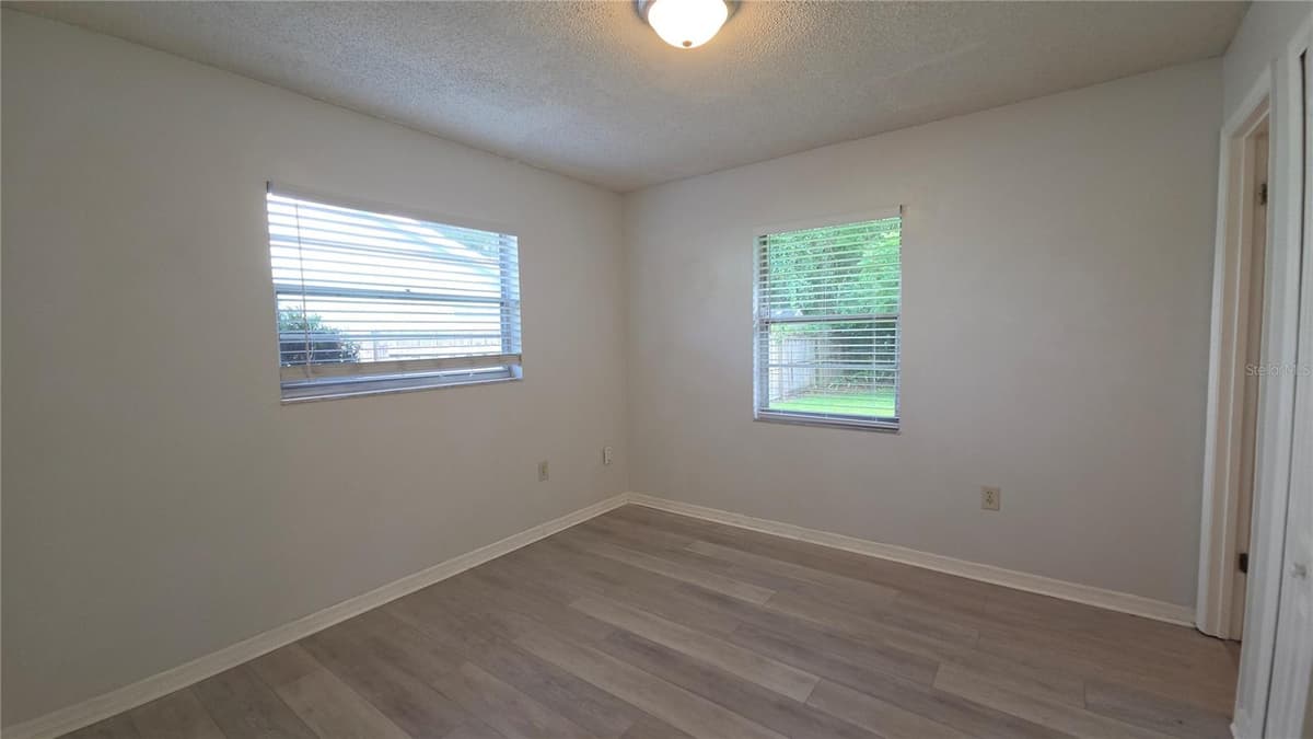 652 MINNESOTA AVENUE — photo 10 of 22