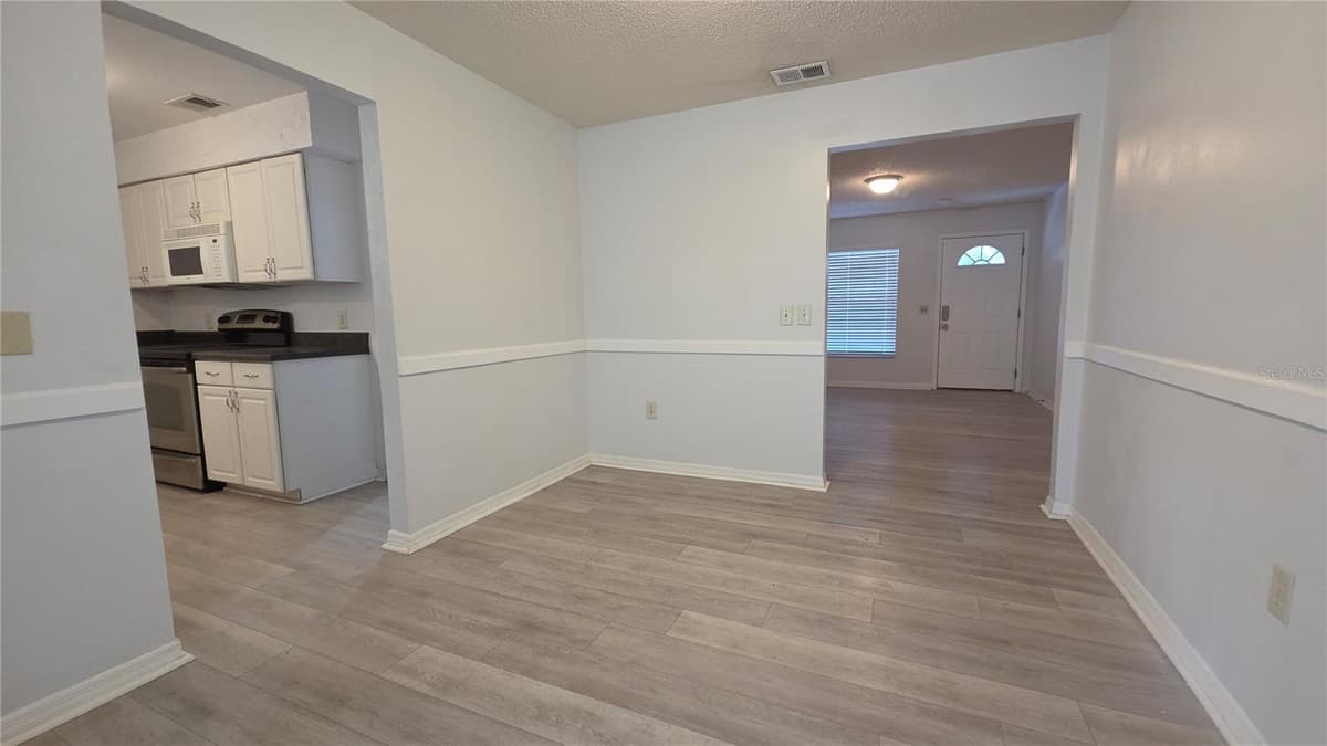 652 MINNESOTA AVENUE — photo 2 of 22