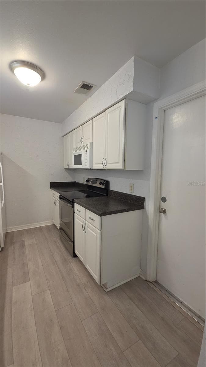 652 MINNESOTA AVENUE — photo 7 of 22
