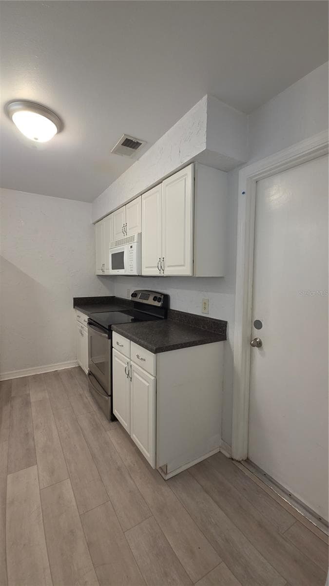 652 MINNESOTA AVENUE — photo 8 of 22