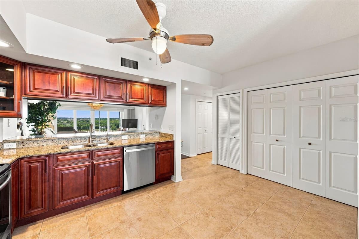 1200 COUNTRY CLUB DRIVE — photo 40 of 45