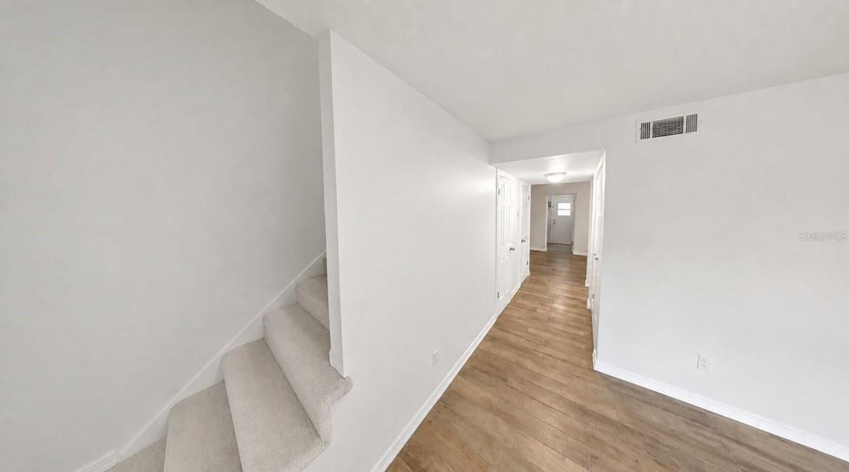 856 PARK LAKE CIRCLE — photo 18 of 36