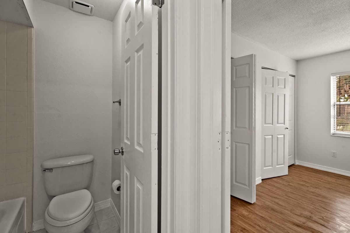 856 PARK LAKE CIRCLE — photo 25 of 36