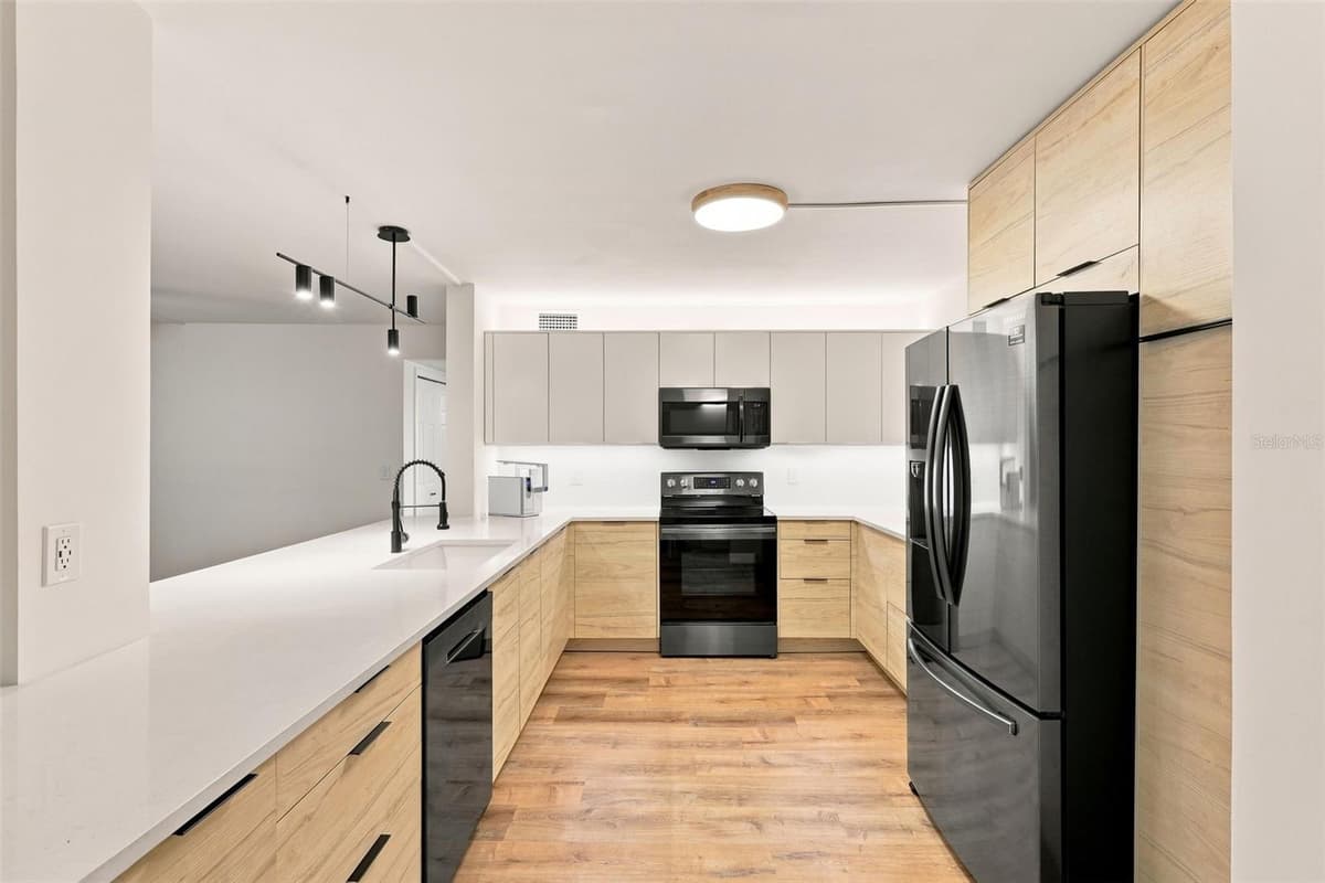 630 CRANES WAY — photo 6 of 30