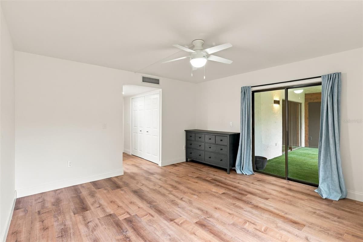 630 CRANES WAY — photo 10 of 30