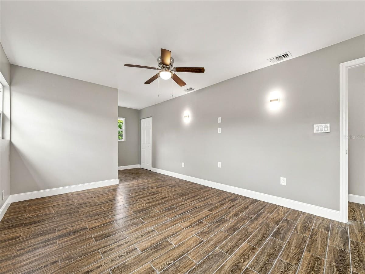 629 CEDAR PARK DRIVE — photo 17 of 33
