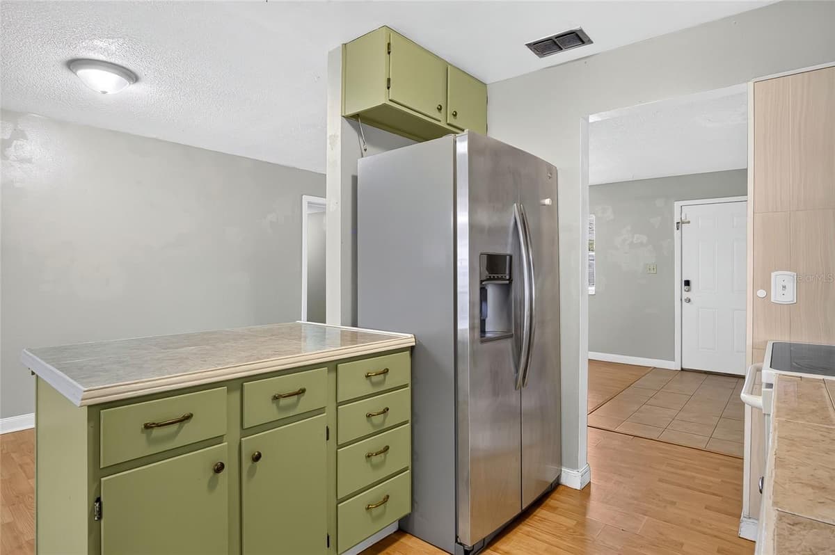 1019 PIONEER DRIVE — photo 15 of 41