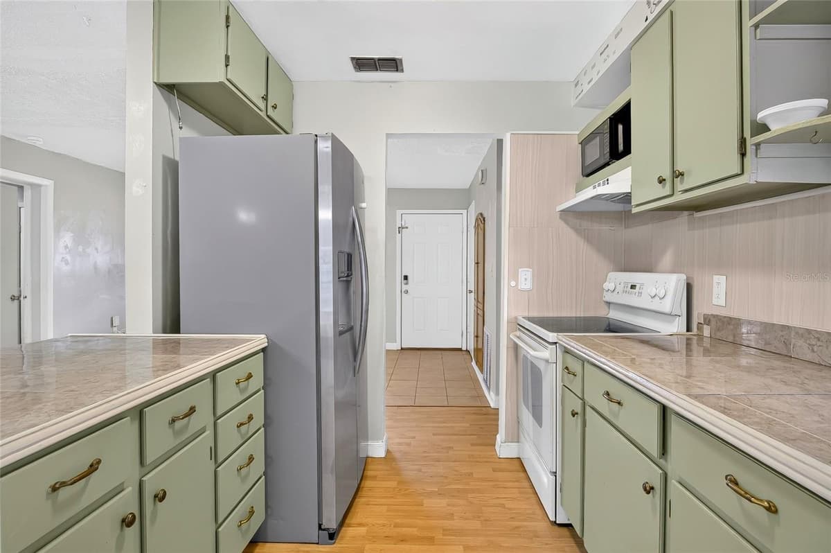 1019 PIONEER DRIVE — photo 14 of 41