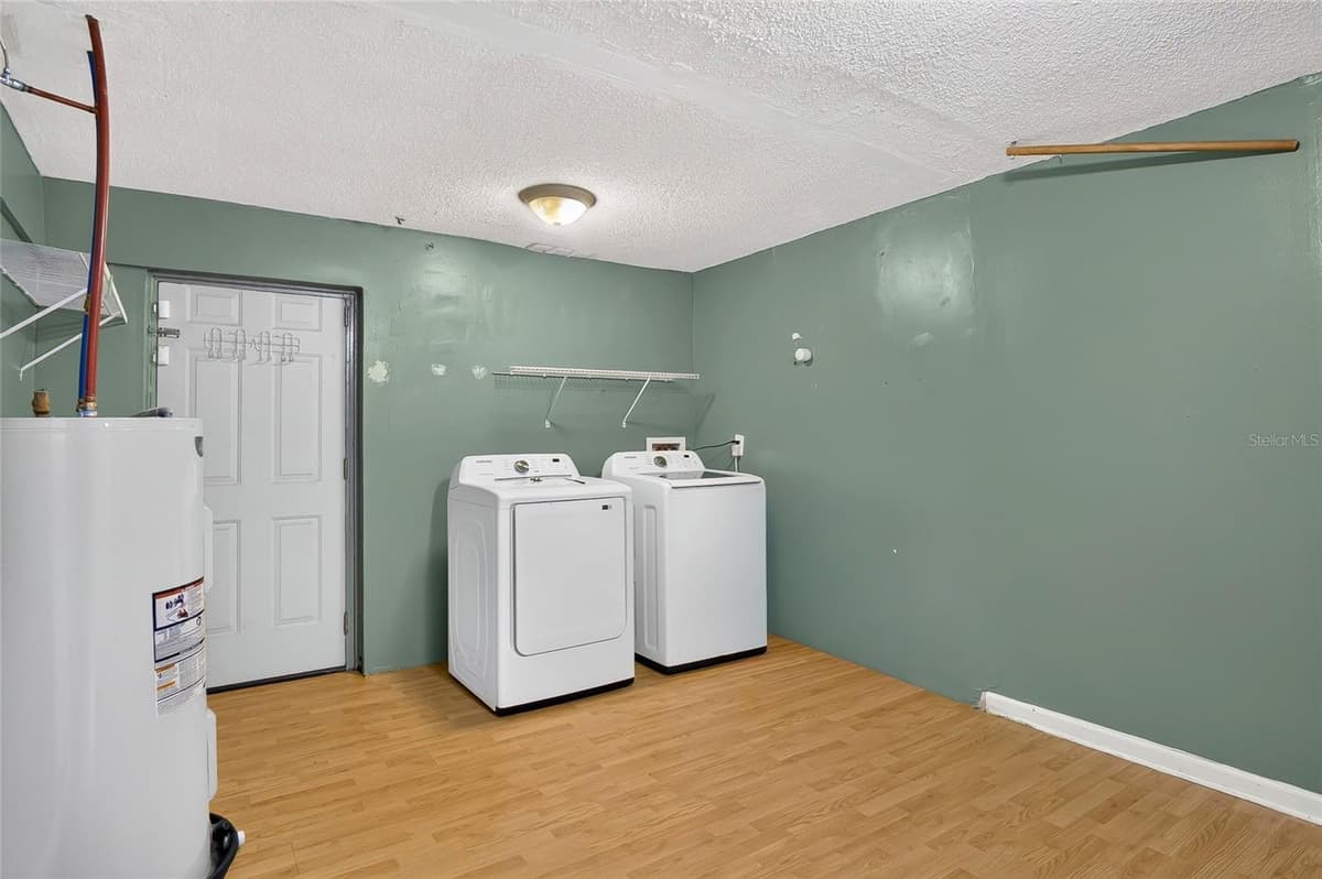 1019 PIONEER DRIVE — photo 24 of 41