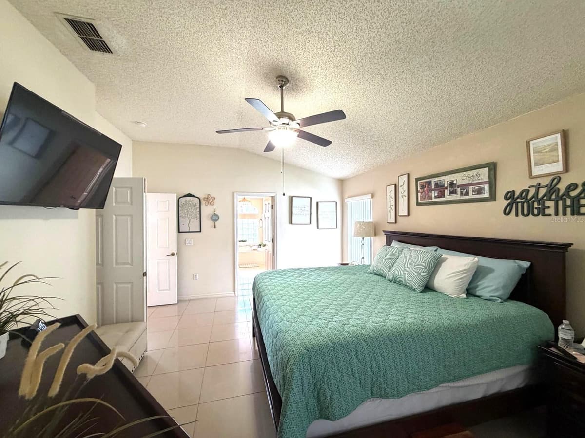 1378 WILDBERRY LANE — photo 14 of 26