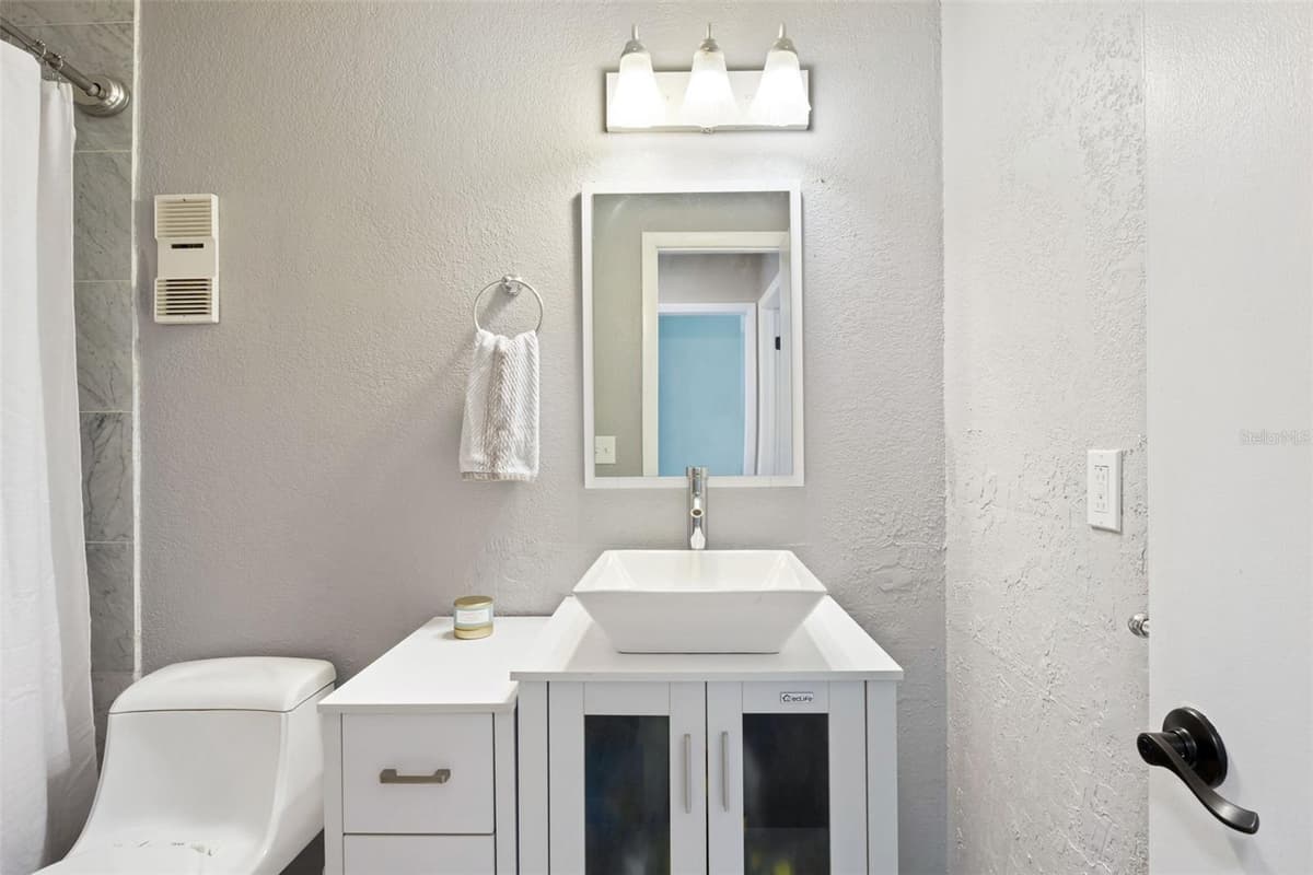 6305 MORNINGMIST COURT — photo 31 of 40