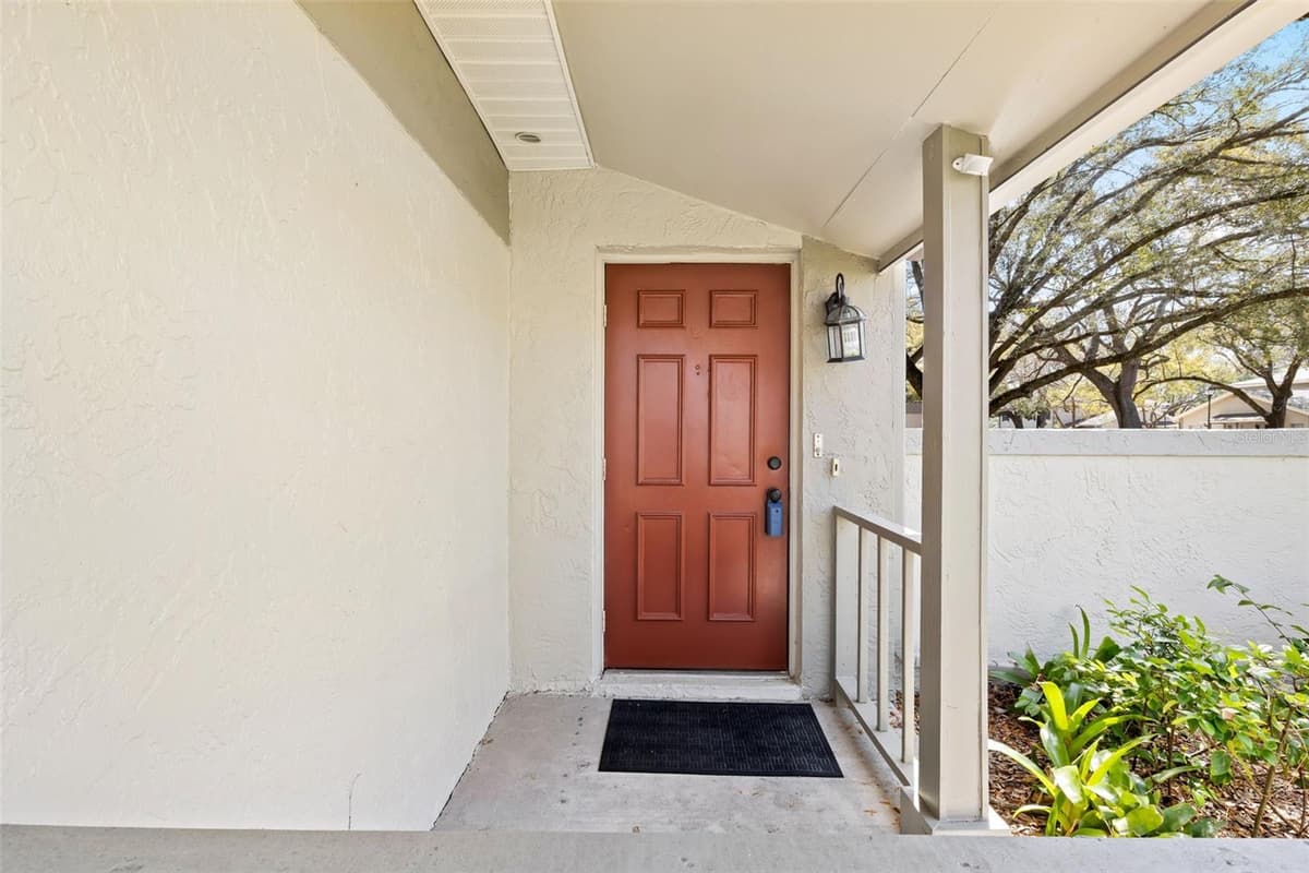 6305 MORNINGMIST COURT — photo 10 of 40