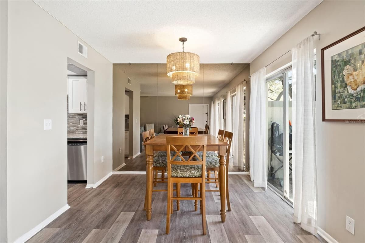 6305 MORNINGMIST COURT — photo 17 of 40
