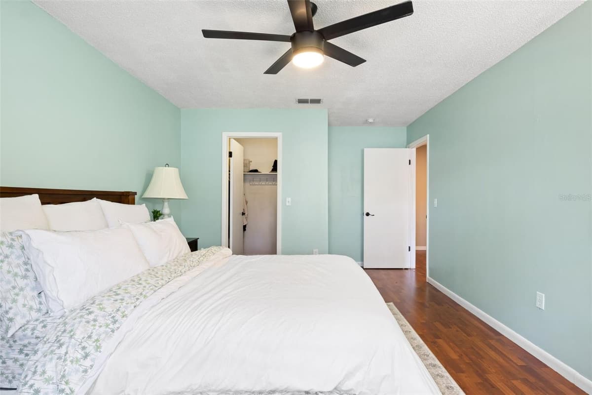 6305 MORNINGMIST COURT — photo 29 of 40