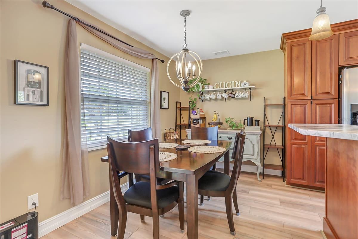 5334 LANYARD COURT — photo 8 of 35